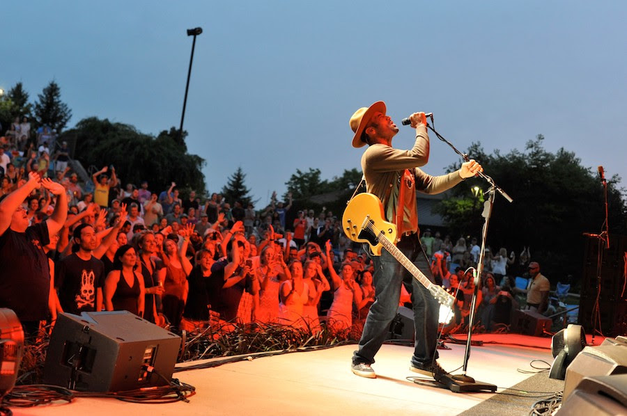 Ben Harper - Photo credit Evil Vince