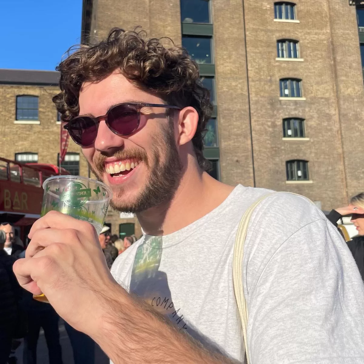 A close up image of voiceover artist and DJ, Mairsyy