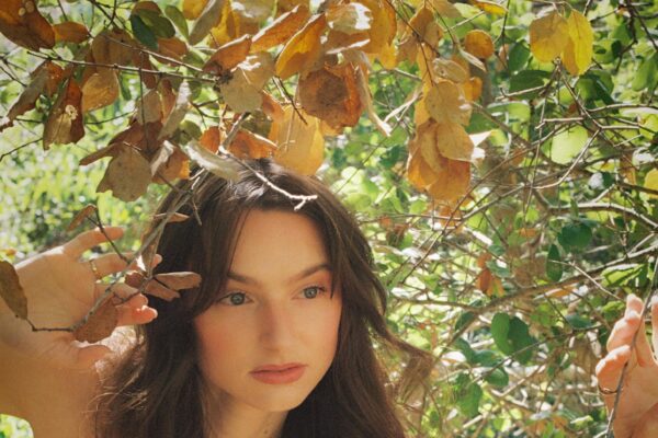 Vertical actress, Sophia Delucchi
