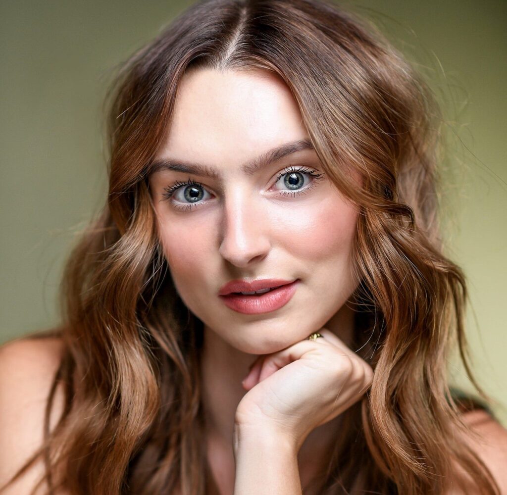A headshot image of vertical actress, Sophia Delucchi